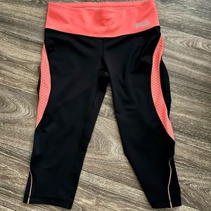 NEW Fila Workout Capris